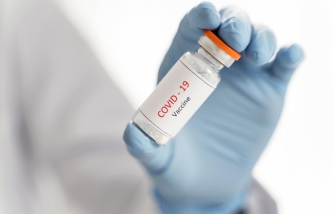 Badania potwierdzają skuteczność szczepionki Sanofi i GSK