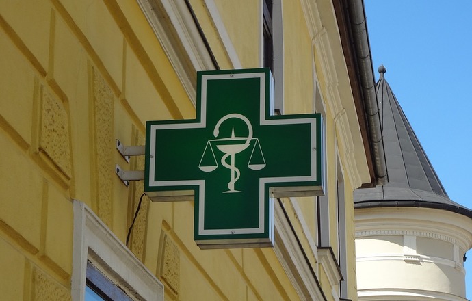 Farmaceuci i kierownicy aptek vs. ustawa o zawodzie farmaceuty, czyli dokąd zmierzamy?